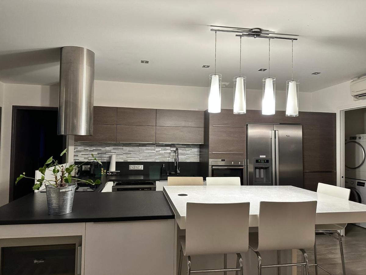 Magnifique Loft - Hyper Centre Apartment Анмас Екстериор снимка